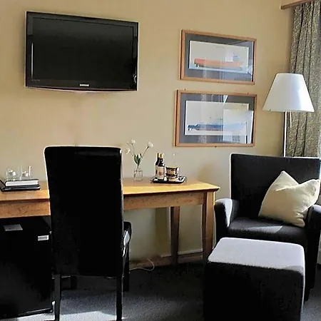 Rederiet Hotel 3*