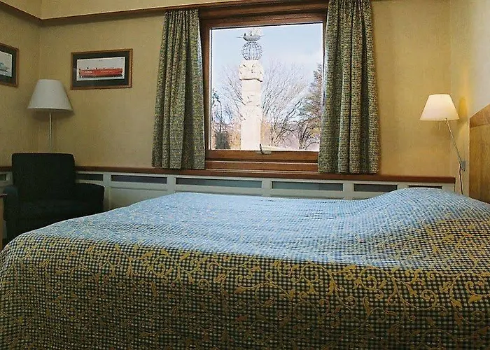 Ξενοδοχείο Rederiet Farsund